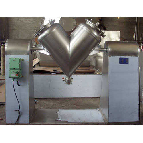 VI型強(qiáng)制型攪拌系列混合機(jī)